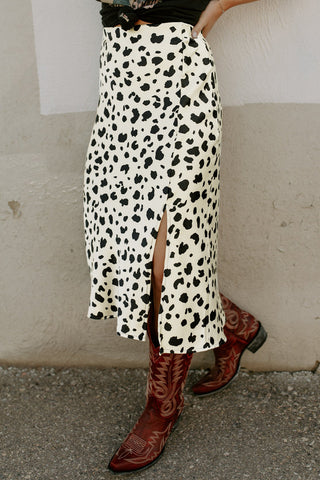 Beige Leopard Spots Printed Split Hem Midi Skirt